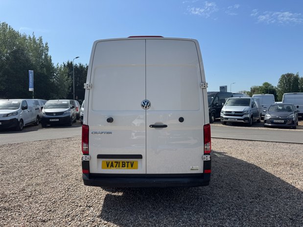Volkswagen Crafter AUTO MWB L2H2 High Roof Trendline 35 Sensors EURO 6 7