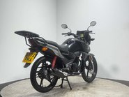 Honda CB 2022 72 PLATE 9K NEW MOT SERVICED 125CC LEARNER BIKE CBF125 3