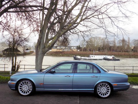 Jaguar XJR 4.2 V8 Supercharged 8