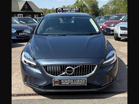 Volvo V40 2.0 V40 Inscription T3 5dr 8