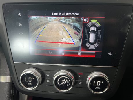 Renault Kadjar 1.3 GT LINE TCE EDC 5 Dr AUTOMATIC 11