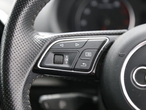 Audi A3 1.5 TFSI CoD 35 S line Sportback Euro 6 (s/s) 5dr 11