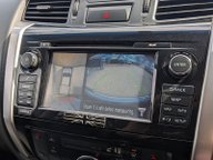 Nissan Navara DCI TEKNA 4X4 SHR DCB 22