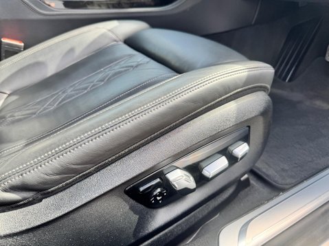 BMW 7 Series 740LD XDRIVE EXCLUSIVE 38