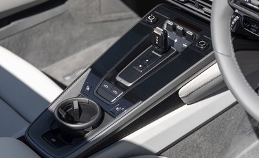 Porsche 911 (992) Targa 4S 22