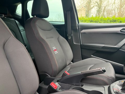 SEAT Ibiza 1.0 TSI FR Euro 6 (s/s) 5dr GPF 14