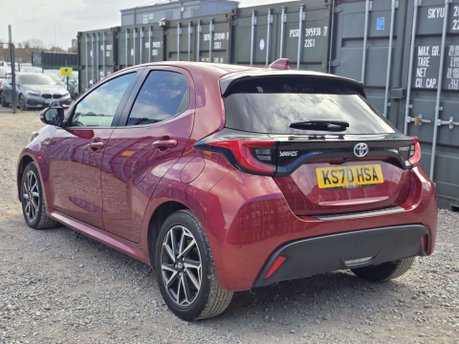Toyota Yaris 1.5 VVT-h Design Hatchback 5dr Petrol Hybrid E-CVT Euro 6 (s/s) (116 ps) 4