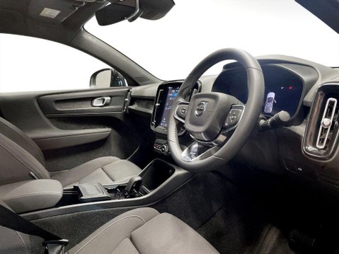 Volvo C40 Recharge 69kWh Plus SUV 5dr Electric Auto (231 ps) Cruise Control 12