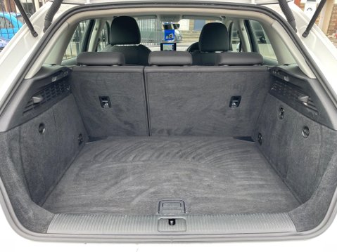 Audi A3 1.4 TFSI Sport Sportback S Tronic Euro 6 (s/s) 5dr (Nav) 32