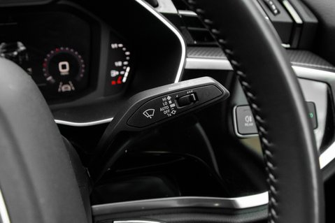 Audi Q3 TFSI S LINE 19
