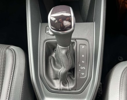 Audi A1 1.0 A1 Sportback 25 TFSI Black Edition Semi-Auto 5dr 48