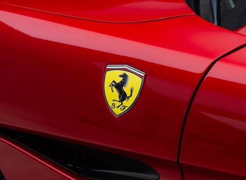 Ferrari Portofino M 42