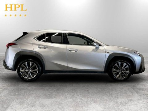 Lexus Ux 2.0 250h F Sport Design SUV 5dr Petrol Hybrid E-CVT Euro 6 (s/s) (184 ps) 8