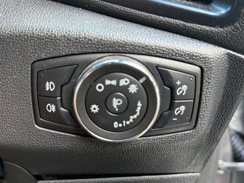 Ford Ecosport 1.5 TDCi Titanium Euro 6 (s/s) 5dr 18