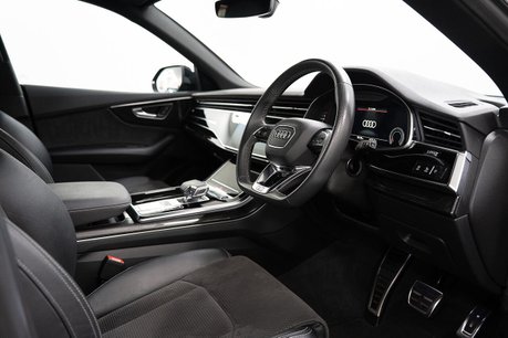 Audi Q8 3.0 TFSI V6 55 Black Edition SUV 5dr Petrol Tiptronic quattro Euro 6 (s/s) 2