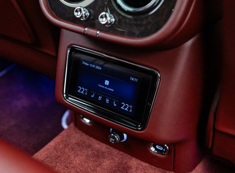 Bentley Bentayga Hybrid First Edition 16