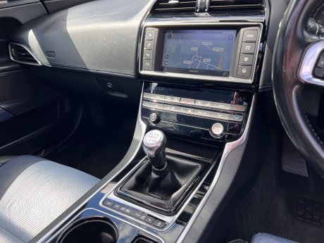 Jaguar XE 2.0d R-Sport Euro 6 (s/s) 4dr 74