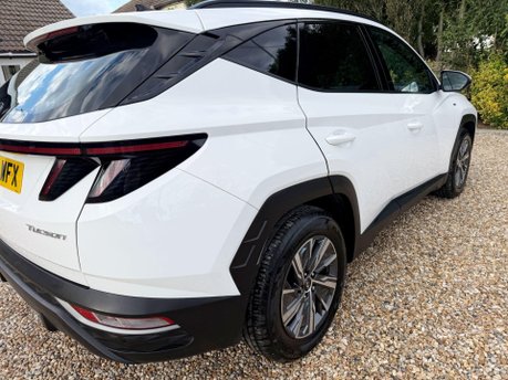 Hyundai TUCSON 1.6 T-GDi MHEV SE Connect DCT Euro 6 (s/s) 5dr 7