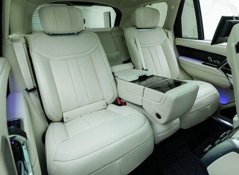 Land Rover Range Rover P550e Autobiography 15