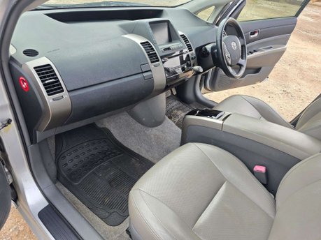 Toyota Prius 1.5 T3 CVT 5dr 18