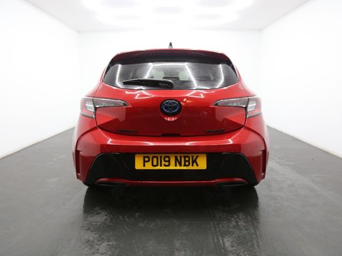 Toyota Corolla 2.0 VVT-h Design CVT Euro 6 (s/s) 5dr 6