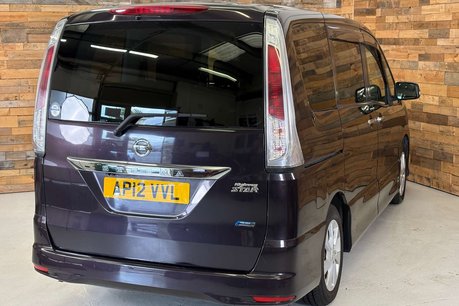 Nissan Serena 6