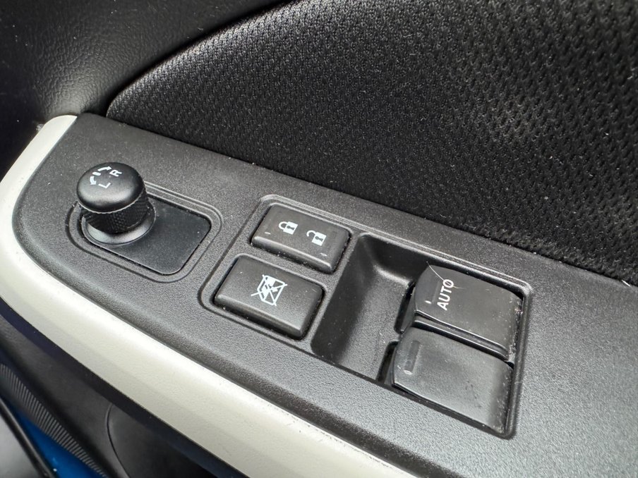 2022 Suzuki Swift — image 24