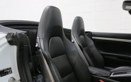Porsche 911 Carrera 4 GTS Cabriolet - High Specification - Just Serviced 9
