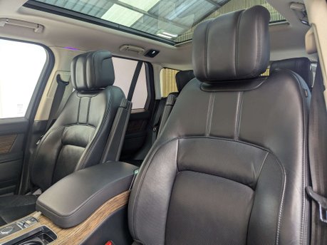 Land Rover Range Rover 3.0 Range Rover Vogue SE SDV6 Auto 4WD 5dr 37