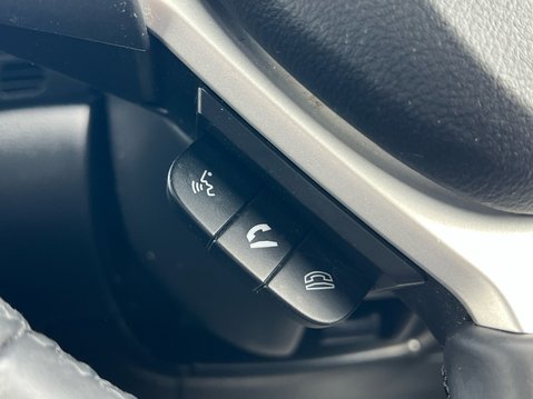 Suzuki Vitara SZ-T BOOSTERJET MHEV 31