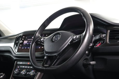 Volkswagen T-Roc SE TDI 12