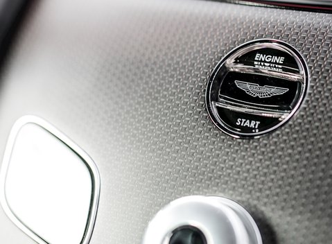 Aston Martin V12 Vantage S 16