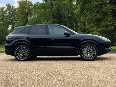 Porsche Cayenne V8 TURBO TIPTRONIC 4