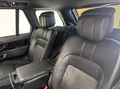 Land Rover Range Rover 4.4 Range Rover Autobiography SDV8 Auto 4WD 5dr 42