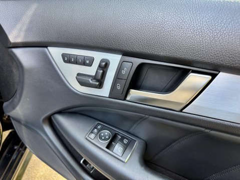 Mercedes-Benz C Class 6.3 C63 V8 AMG Edition 125 SpdS MCT Euro 5 2dr 48