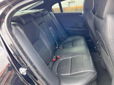 Jaguar XE 2.0i GPF R-Sport Auto Euro 6 (s/s) 4dr 28