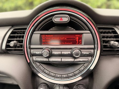 Mini Hatch 1.5 Cooper D Euro 6 (s/s) 3dr 19