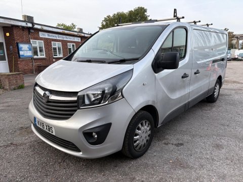 Vauxhall Vivaro L2H1 2900 SPORTIVE CDTI 10