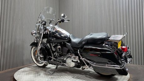 Harley-Davidson Touring 1690 FLHRC ROADKING CLASSIC 2012, MANY EXTRAS, LONG MOT 12
