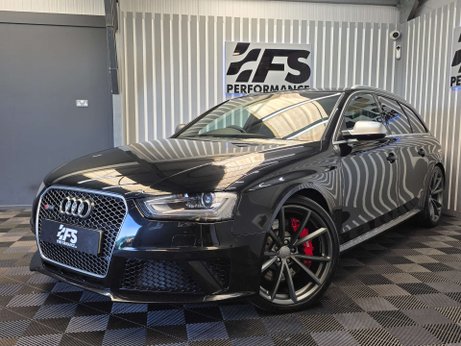 Audi RS4 4.2 FSI V8 Estate 5dr Petrol S Tronic quattro Euro 5 (450 ps) 31