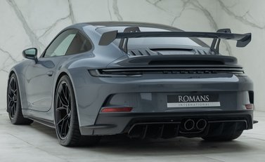 Porsche 911 GT3 (992) 10