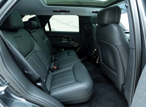 Land Rover Range Rover Sport P440e Dynamic SE 13