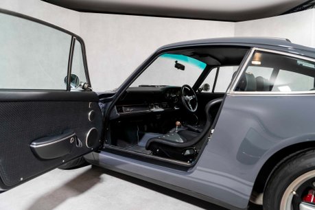 Porsche 911 SINGER 911 SUSSEX COMMISSION. INFORMATION COMING SOON. 23