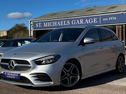 Mercedes-Benz B Class 1.3 B 180 AMG Line Executive Auto 5dr