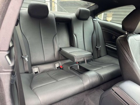 BMW 4 Series 3.0 440i M Sport Coupe 2dr Petrol Auto Euro 6 (s/s) (326 ps) 23