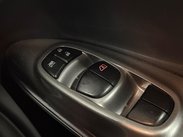 Nissan Juke 1.6 Acenta Premium Euro 5 (s/s) 5dr 21