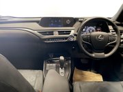 Lexus Ux 300e 54.3kWh SUV 5dr Electric Auto (204 ps) Air Con - Alloys - DAB Radio 19
