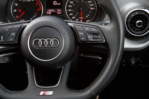 Audi Q2 TFSI S LINE 20