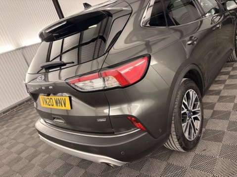 Ford Kuga 2.5 EcoBoost Duratec 14.4kWh Titanium First Edition CVT Euro 6 (s/s) 5dr 43