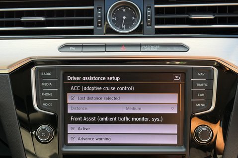 Volkswagen Passat GT TDI BMT 4MOTION DSG - RARE 4X4 -LEATHER -ULEZ COMPLIANT  44